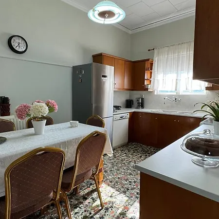 Kiki's Cozy Casa *